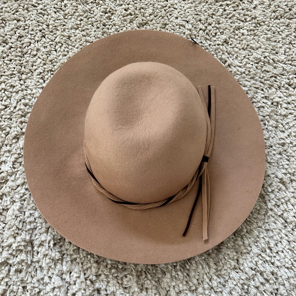 Women’s hat